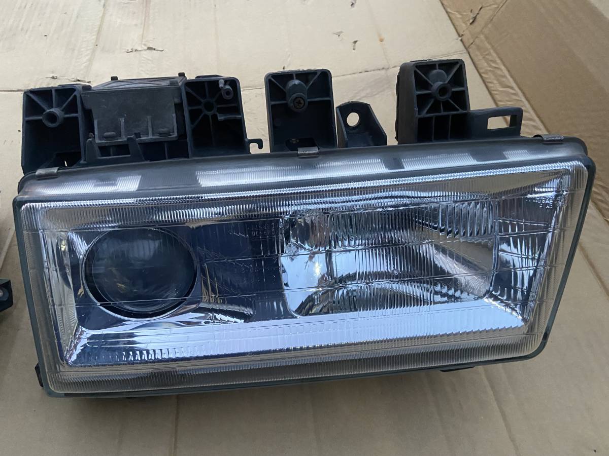  selling out exhibition Mitsubishi Fuso Super Great FV50MTZ for head light left right set used 