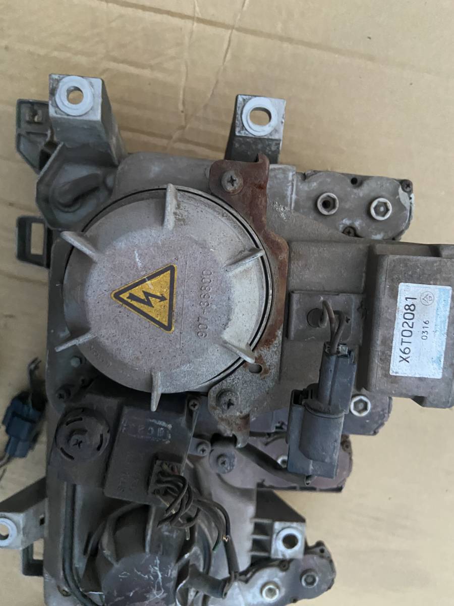  selling out exhibition Mitsubishi Fuso Super Great FV50MTZ for head light left right set used 