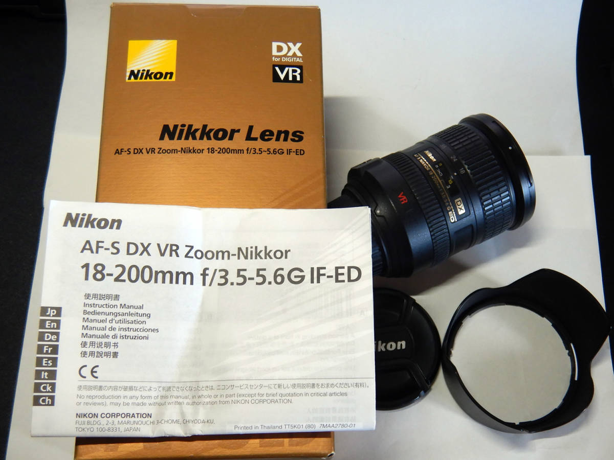 今年も話題の 18-200mm Nikon ニコン AF-S 3.5-5.6 DX VR ED G ニコン