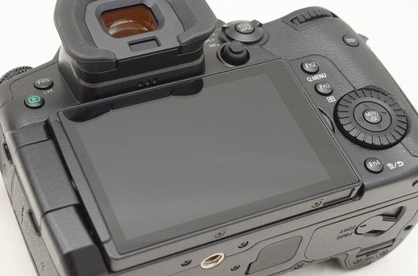 かわいい～！」 ☆新品同様☆ Panasonic パナソニック DC-GH5 ボディ