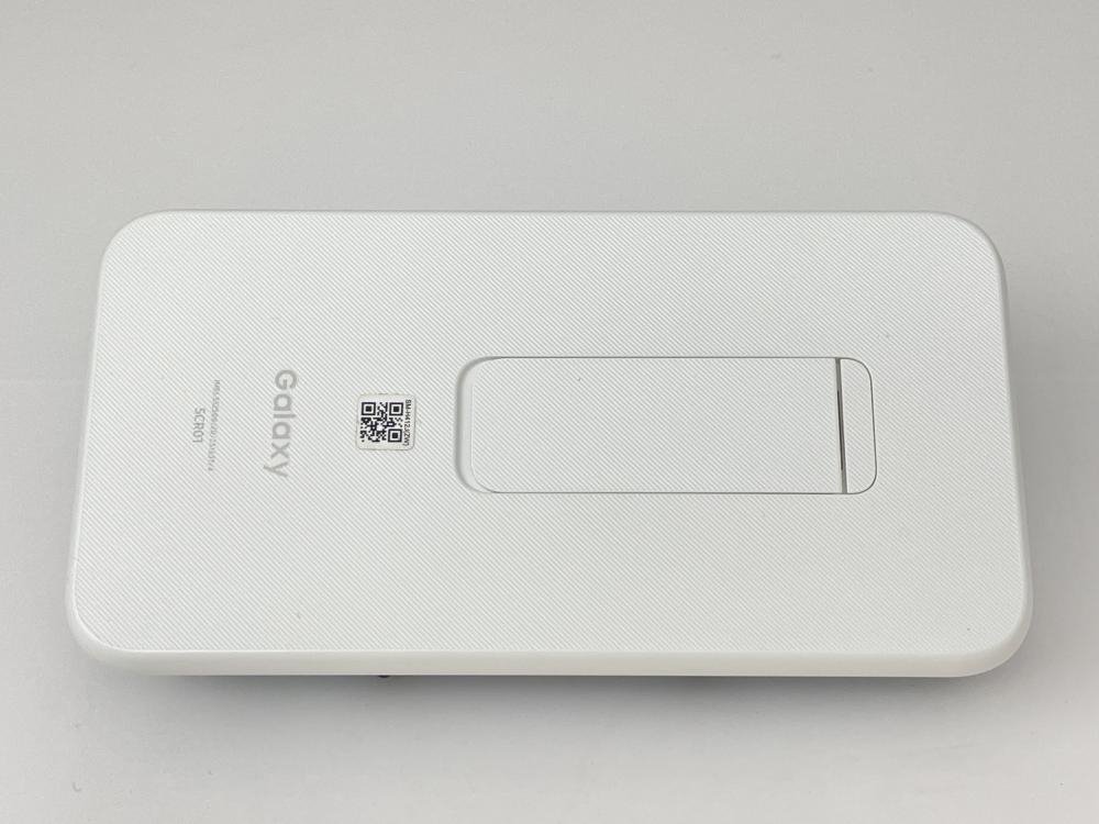 J115【美品・制限○　白ロム】 Galaxy 5G Mobile Wi-Fiルーター SCR01 au ホワイト_画像3