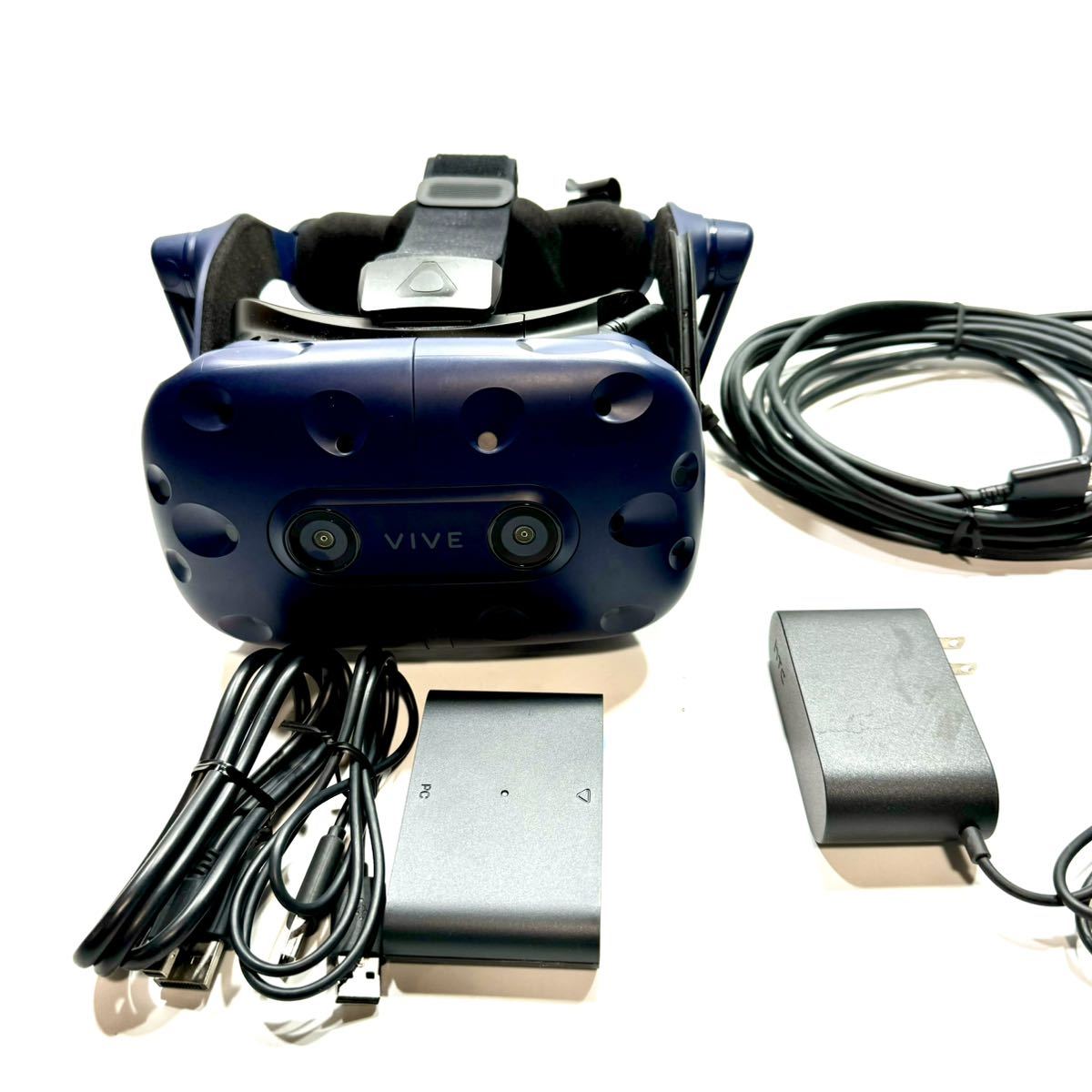 【送料無料】【動作確認済】HTC VIVE PRO HMD ヘッドマウントのみ　VR ゴーグル　231029A_画像1