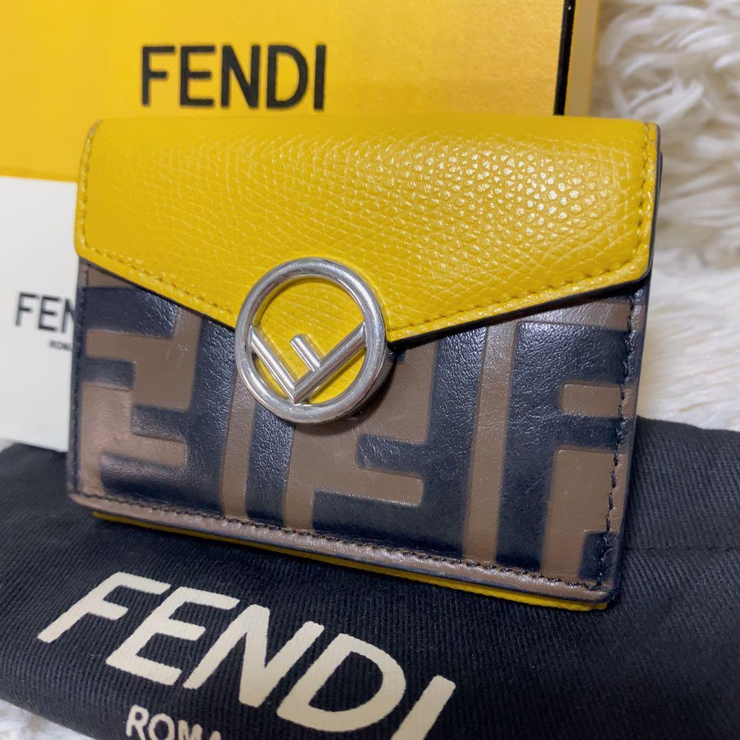 希少 FENDI フェンディ 三つ折り財布 ズッカ エフイズ FF 現行 型押し