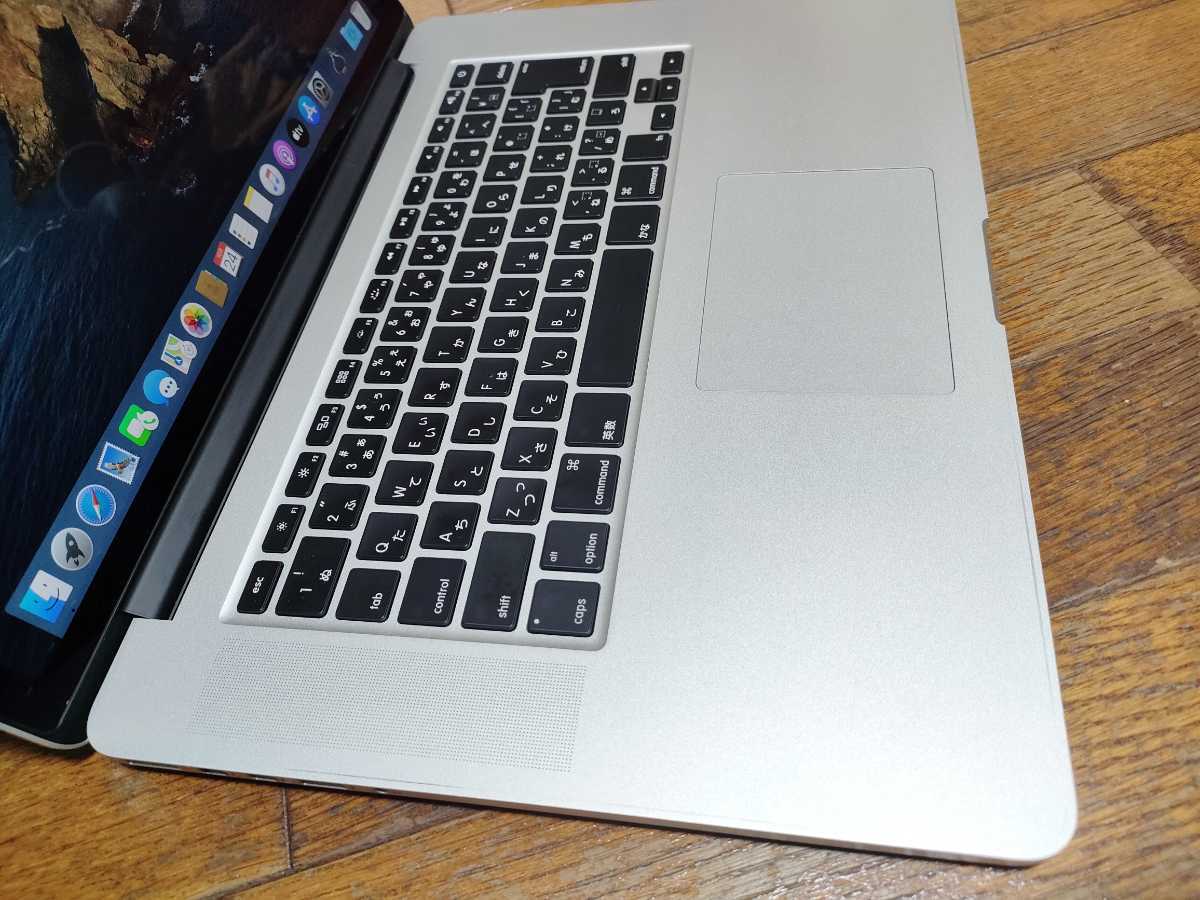 美品 Apple MacBook Pro (Retina,15-inch, Late 2013) NVIDIA GeForce GT 750M Core i7-2.3Ghz メモリー16GB 新品SSD1TB_画像3