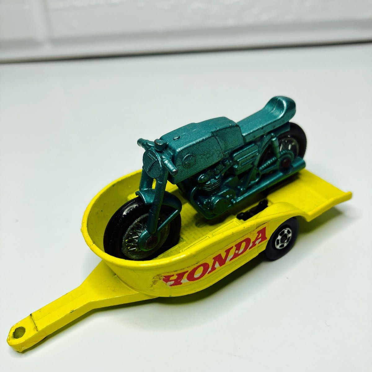 絶版レズニーマッチボックス ホンダバイクWithトレーラー 激レア 絶版レズニーマッチボックス ホンダバイクWithトレーラー 激レア