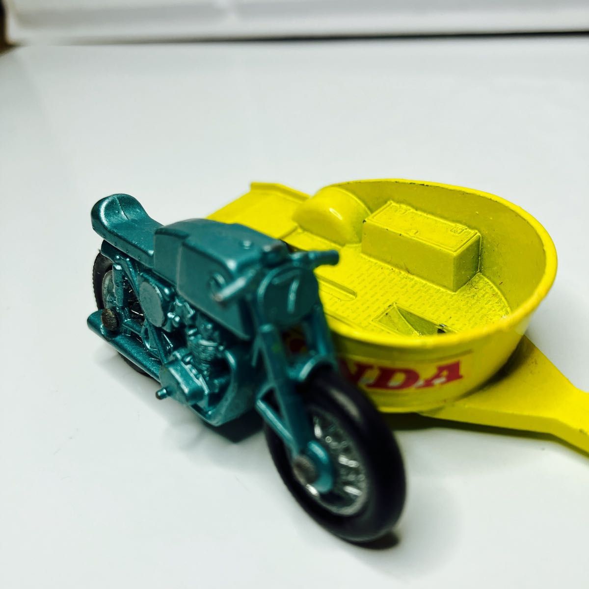 絶版レズニーマッチボックス ホンダバイクWithトレーラー 激レア 絶版レズニーマッチボックス ホンダバイクWithトレーラー 激レア