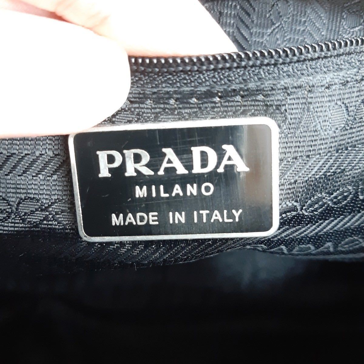 1円〜【極上品】PRADA プラダ　ショルダーバッグ　三角ロゴ　フラップ　ナイロン　斜め掛け　前ベルト　ロゴプレート　ブラック_画像10