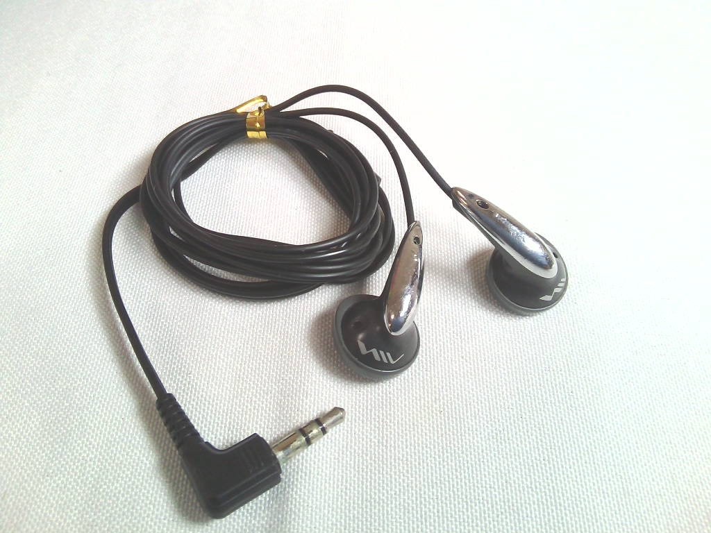 Yahoo!オークション - AIWA イヤホン HP-V070 3.5mmステレオミニ Yahoo!オークション - AIWA イヤホン HP-V070 3.5mmステレオミニ