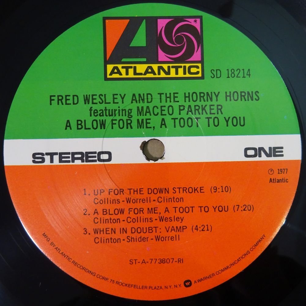 14024757;【USオリジナル】Fred Wesley And The Horny Horns Featuring Maceo Parker / A Blow For Me, A Toot To You_画像3