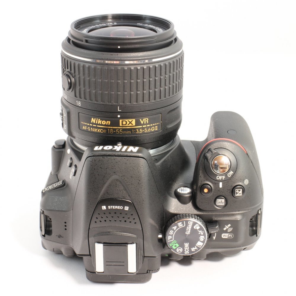 新作 デジタル一眼レフカメラ Nikon D5300 D5300WZBK 3.2型液晶 2400万