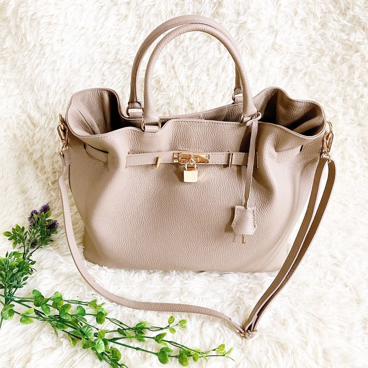 美品】MILOS カナグツキトート レザー 2way ゴールド金具|PayPayフリマ