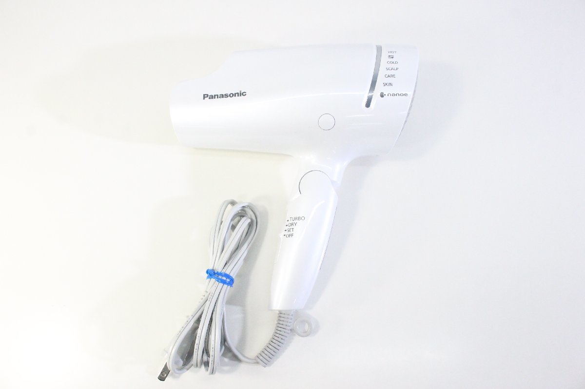 中古通販サイトです Panasonic EH-CNA9E-W WHITE ナノイードライヤー