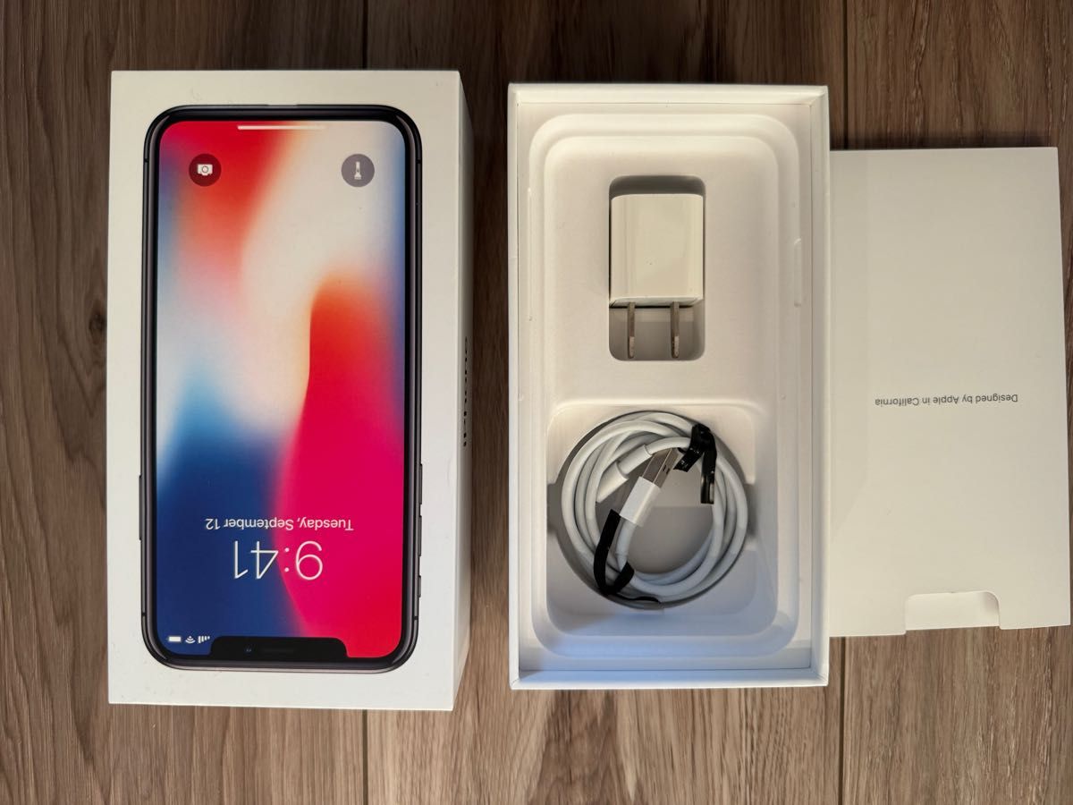 iPhone X Space Gray 256 GB SIMフリー 極美品