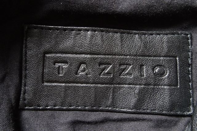 Tazzio/レザーブルゾン/ジャンパー/アウター/ステッチ/シワ加工/前ジップアップ/フラップポケット/黒/ブラック/サイズ42(10/25R)_画像3