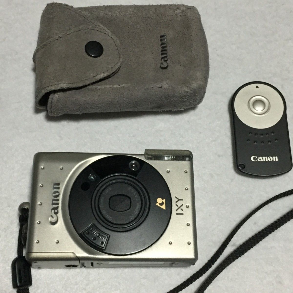 【動作未確認】キャノン Canon IXY IX240 APSフィルムカメラ シルバー キヤノン 箱あり