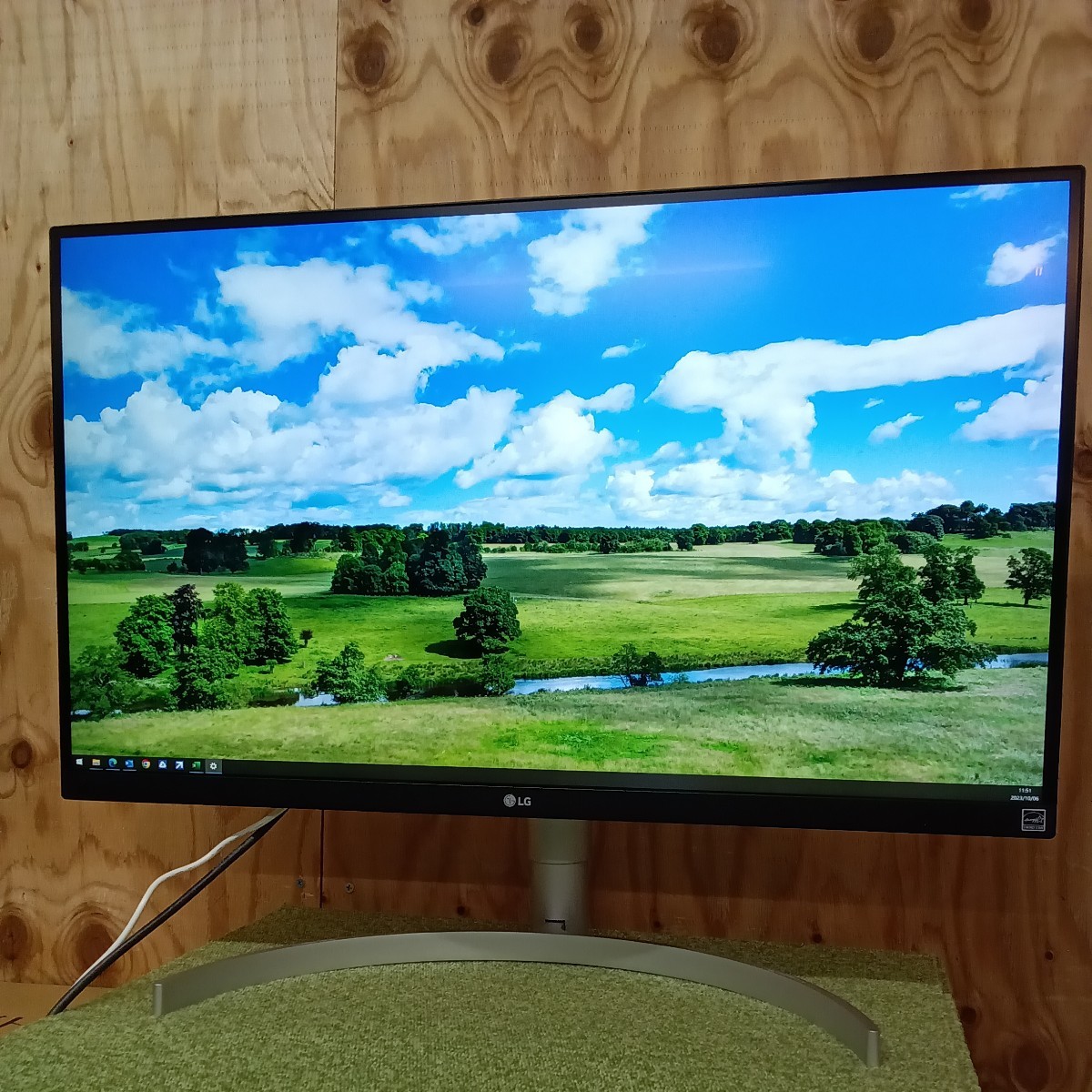 お買い得！】 27インチ液晶モニター LG 27UL850-W 24インチ