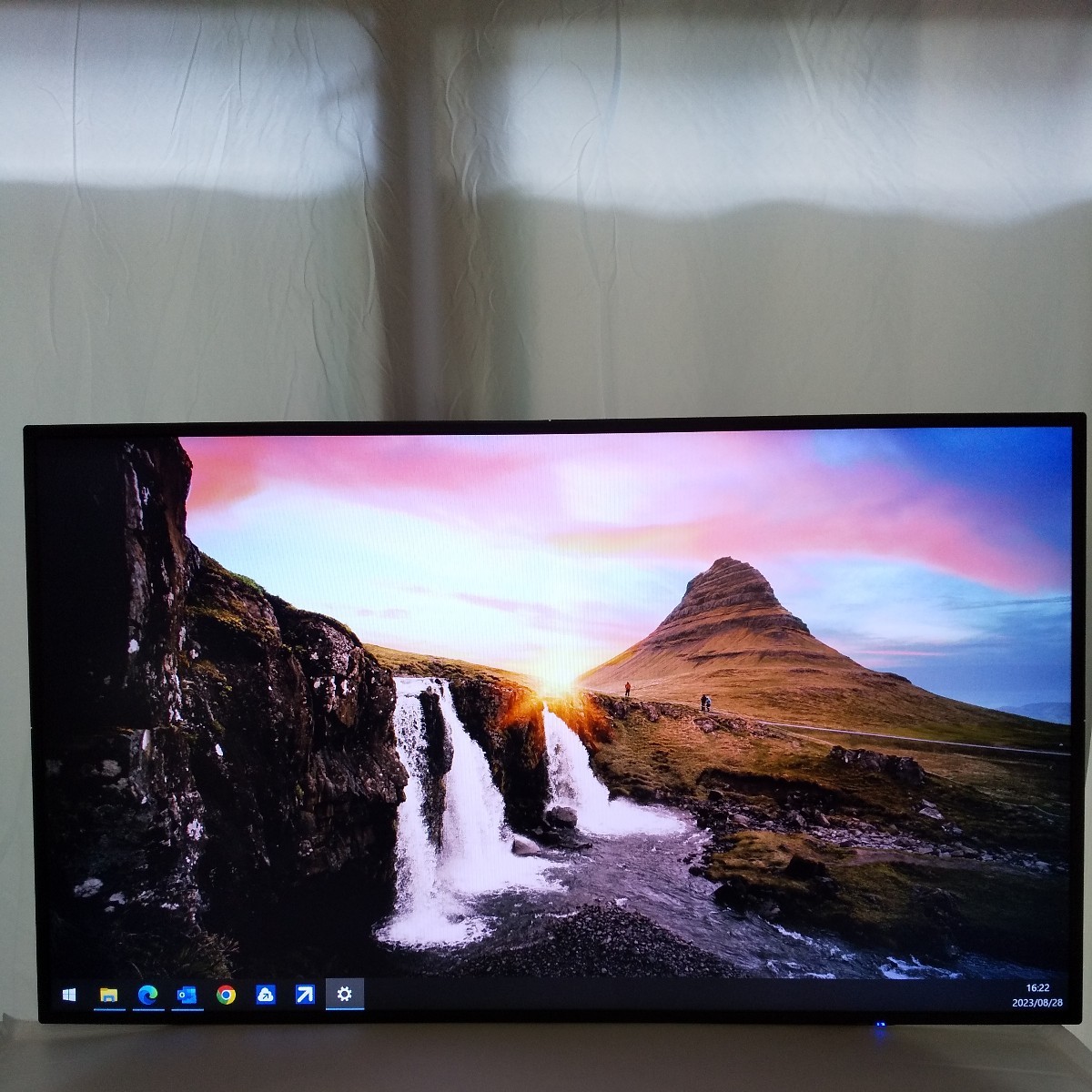 55型液晶モニター　NEC LCD-V554 【スタンド/壁掛け金具無し】no.3_画像1