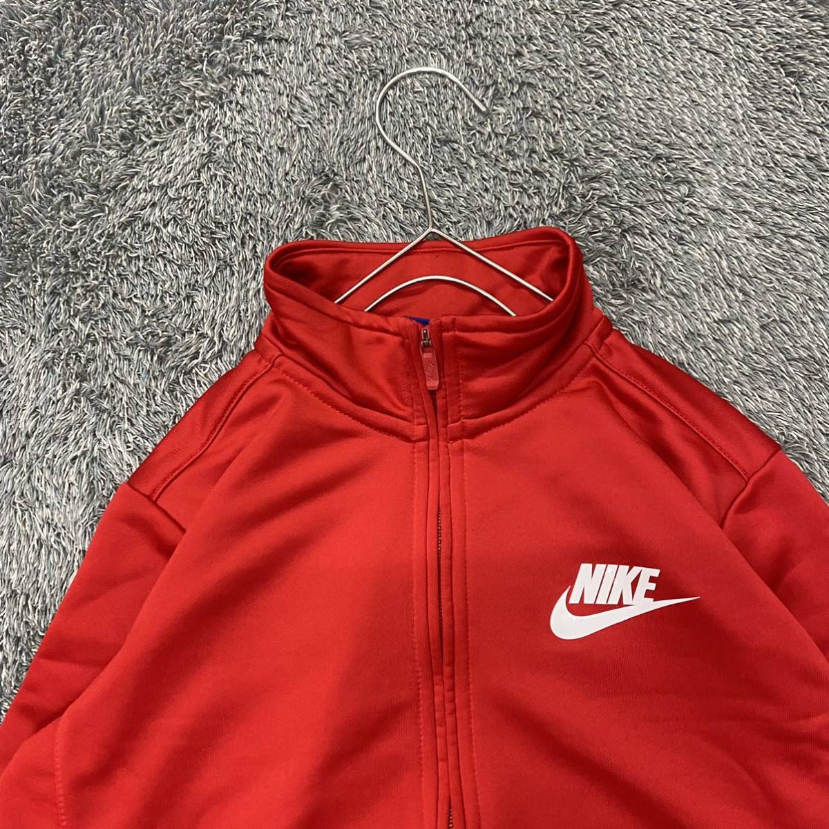 NIKE ナイキ トラックジャケット ジャージ サイズL レッド 赤 キッズ 子供服 トップス 最落なし （H9）_画像3