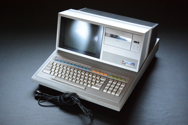 SHARP MZ-80B PERSONAL COMPUTER 純正カバー付き 検索用語→Eシャープパソコンパーソナルコンピューター_画像1