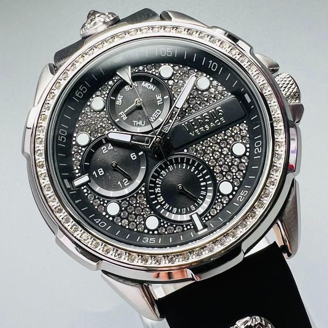 ヴェルサス ヴェルサーチ 腕時計 ブラック シルバー メンズ クロノ
