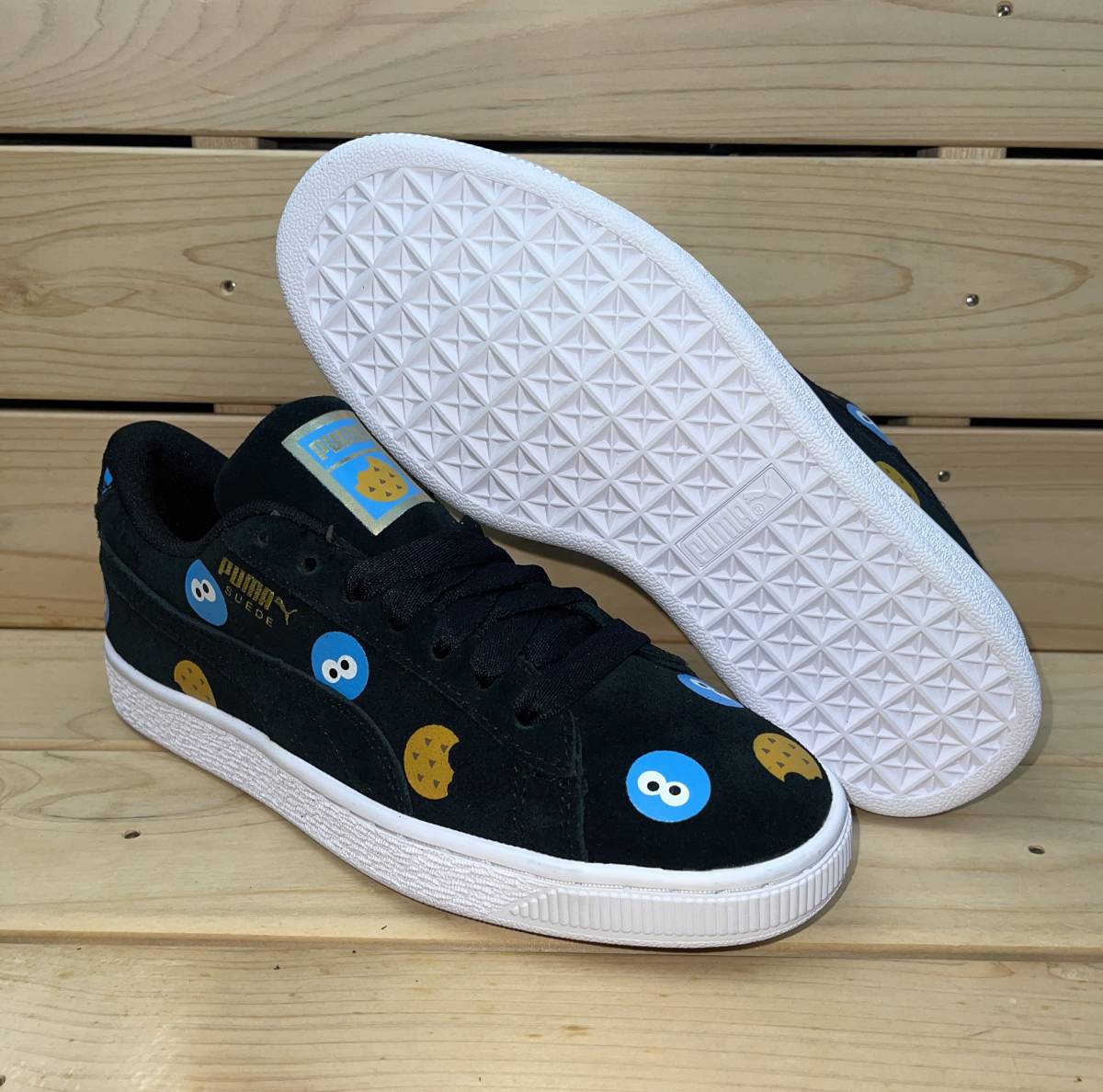  Puma 23.5cm Улица Сезам замша значок детский бюстгальтер kPUMA Sesame Street 50 SUEDE JR ребенок обувь Kids Cookie Monster 