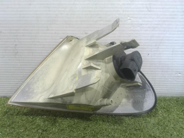 BMW 3 series E46 320i sedan previous term right steering wheel original front corner lamp turn signal lens left right set Bosch 1315106141