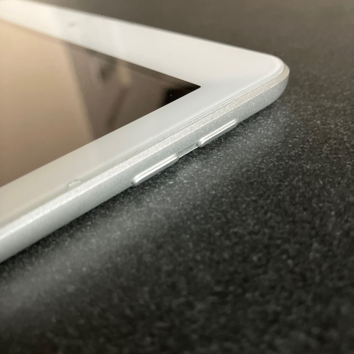 iPad 9.7インチ 第6世代 2018 Wi-Fi 128GB シルバー