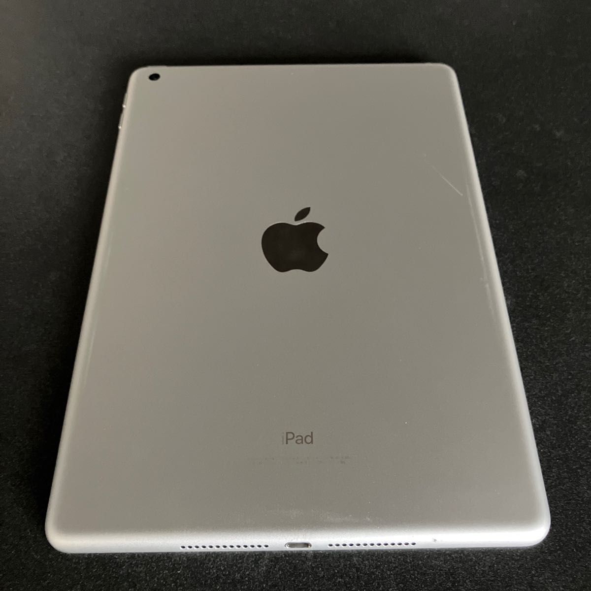 iPad 9.7インチ 第6世代 2018 Wi-Fi 128GB シルバー