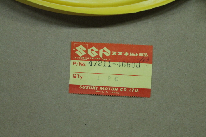 A3・　スズキ　サイドカバー左右　純正　1978年、1979年、RM50C　（検・RM125・RM250・TM125・TM250・JR50・RM50）_画像7