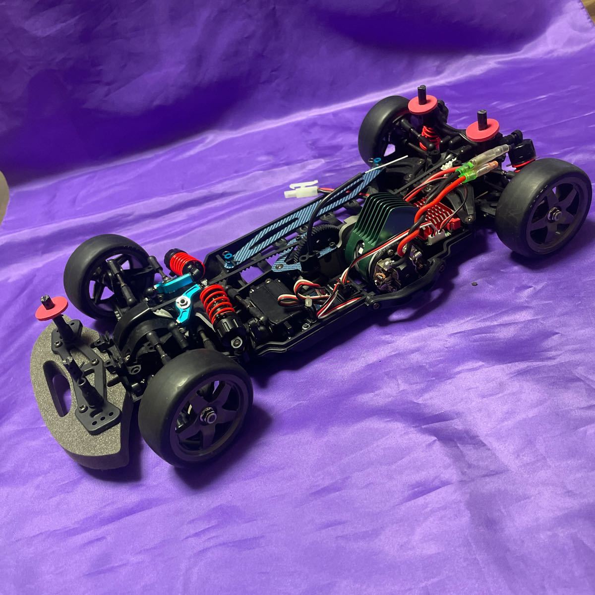 【極上美品】RCのハイパフォーマンス4WDカー！1/10RC _画像2