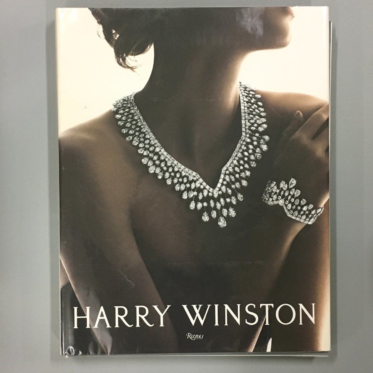 大型本『Harry Winston』　Rizzoli　2012　洋書　作品集 ジュエリー アクセサリー 宝飾品 腕時計 写真集_画像1