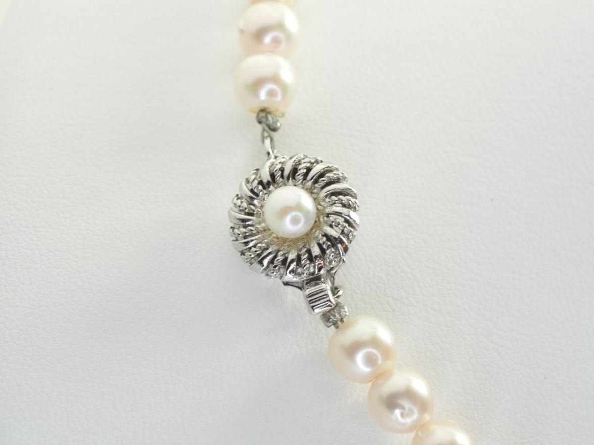 良質天然アコヤ本真珠ネックレス シルバークラスプ ホワイト色