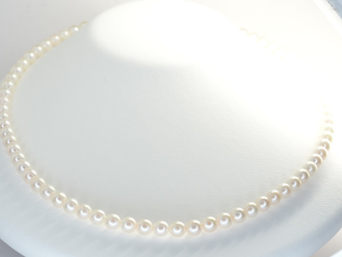 ●244 天然アコヤ本真珠ネックレス　6.0mm～6.5mm珠　ホワイトピンク色味　49cm シルバーくすみあり　パールは専用箱に入れて配送致します