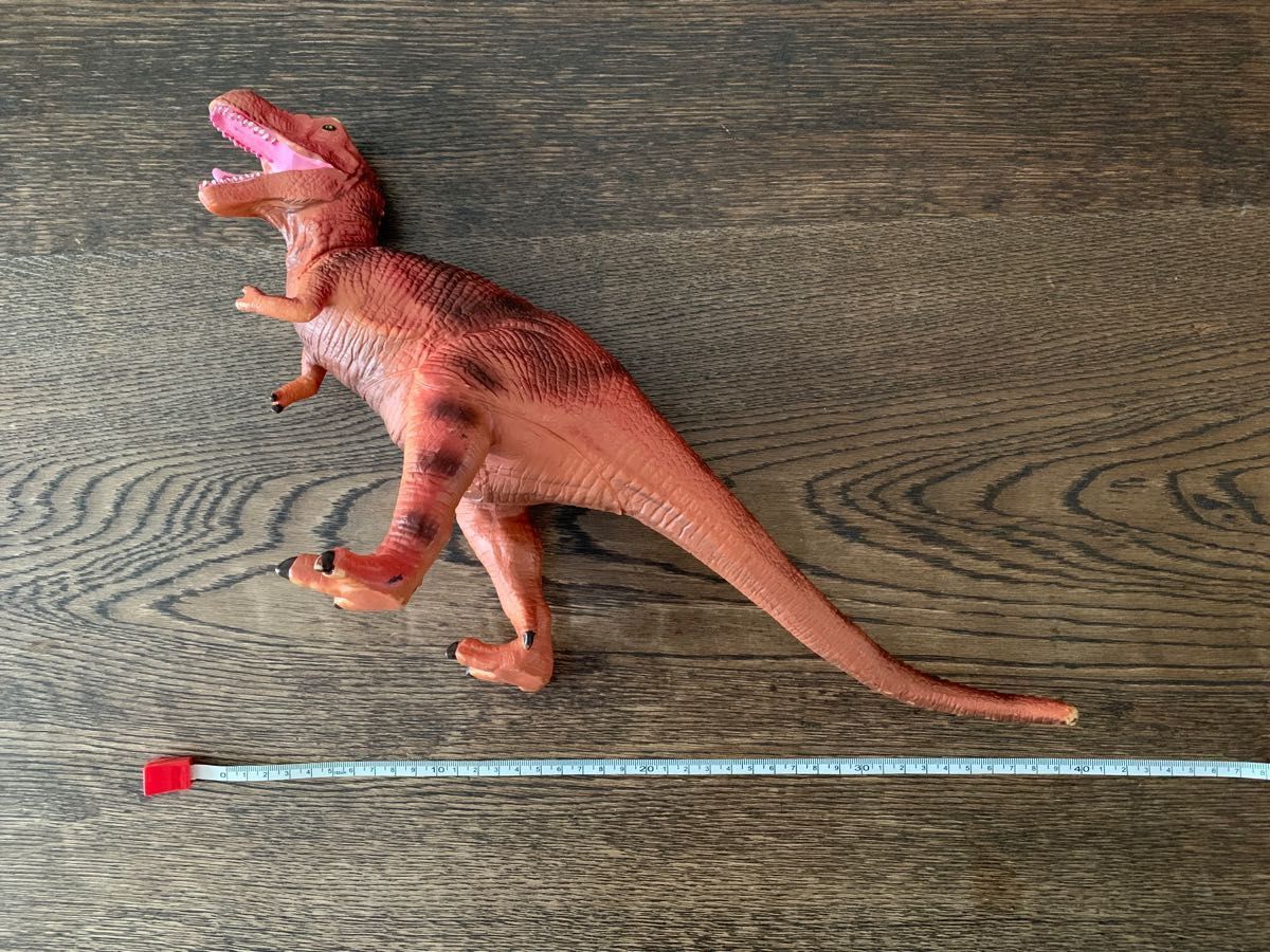 恐竜　ソフビ　フィギュア　4体セット　タルボサウルス  ブラキオサウルス　ティラノサウルス　スピノサウルス