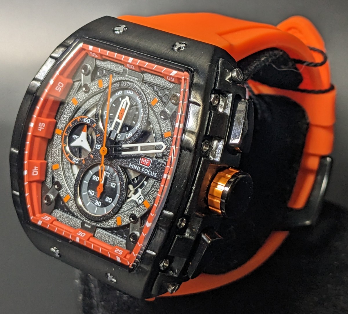 新品 腕時計 リシャールミルtype クオーツ クロノグラフ トノー オレンジ ブラック スポーツ_画像2