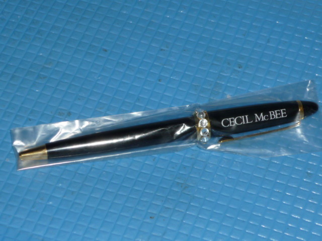 A* unused * not for sale *CECIL McBEE( Cecil McBee )2011 year se sill Bear tote bag . ballpen other 4 point 