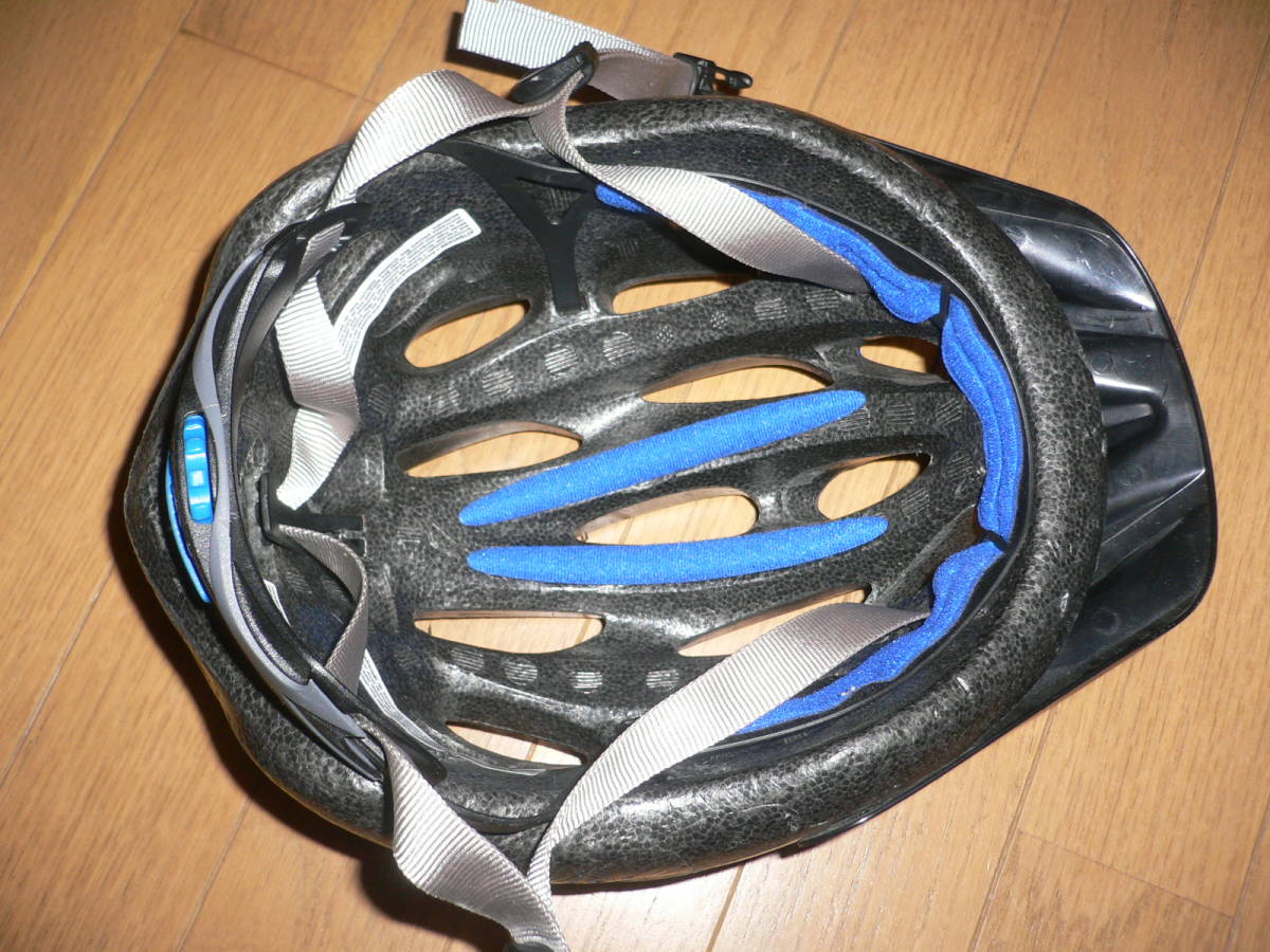*GIRO FLUME YOUTH ジロ キッズ 子供用 サイクルヘルメット 自転車用ヘルメット BLU/WHT ブルー/ホワイト 50-57cm 青/白 男の子*_画像6