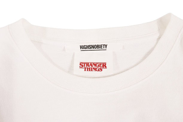 STRANGER THINGS Starcourt Mall T-Shirt ストレンジャーシングス HIGHSNOBIETY コラボ 半袖 プリント Tシャツ XL ホワイト 231007 メンズ_画像3