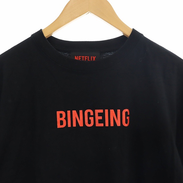 ビームス BEAMS × NETFLIX Bingeing T-Shirt Tシャツ カットソー 半袖 ロゴ プリント L 黒 赤 ブラック レッド /DF ■OS ■SH メンズ_画像4