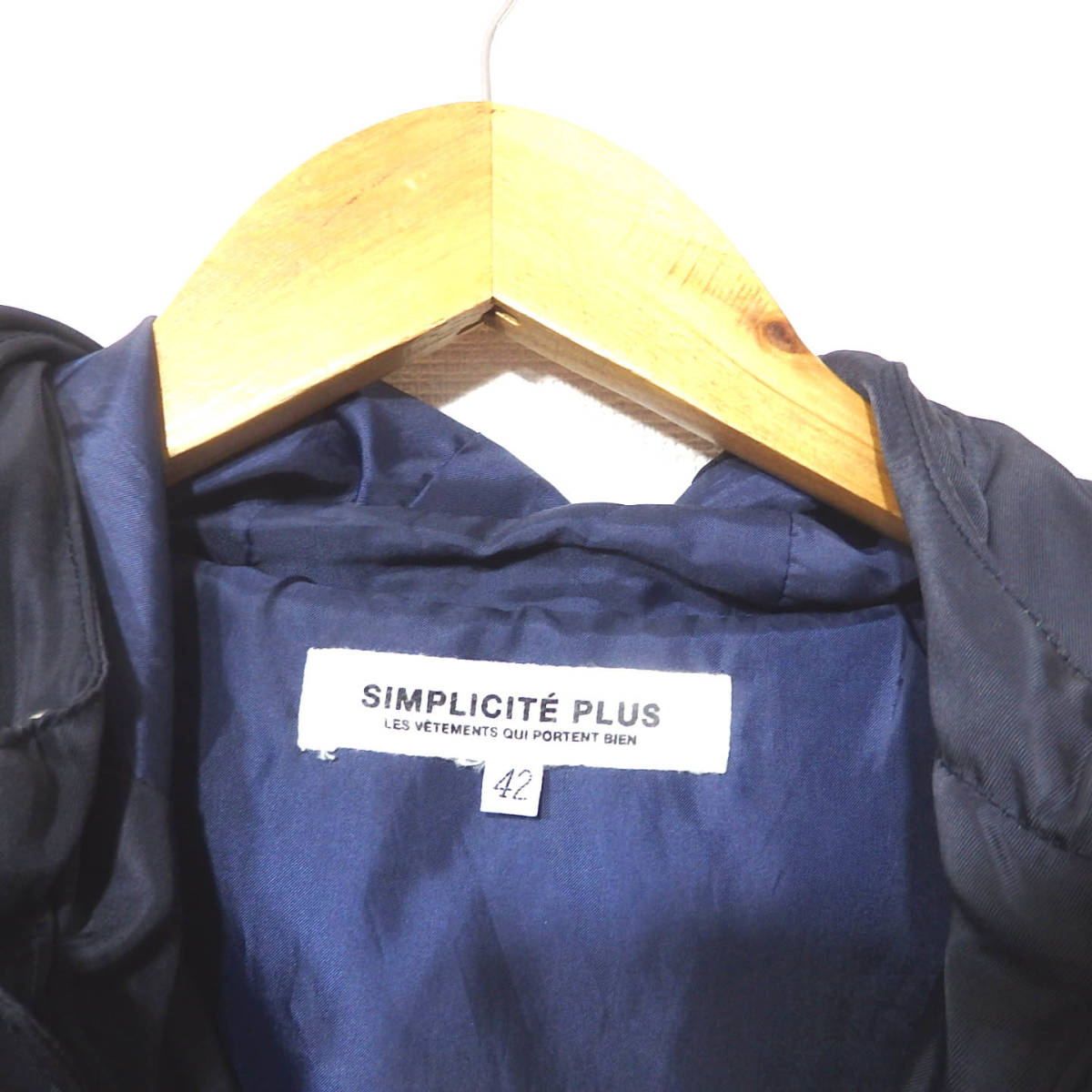 【送料無料】Simplicite plus（シンプリシテェプリュス）ジャケット/マウンテンパーカー　紺色　サイズ４２_画像4
