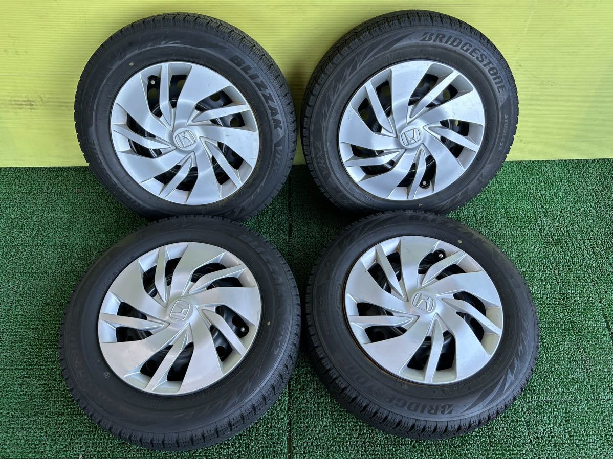 175/65R14 2019年スダットレス ブリヂストンブリザックVRX2 ４本セット ホンダ フィット GD系純正SAA 4穴 PCD100 ET+45 14×5.5J ハブ56mm_画像1