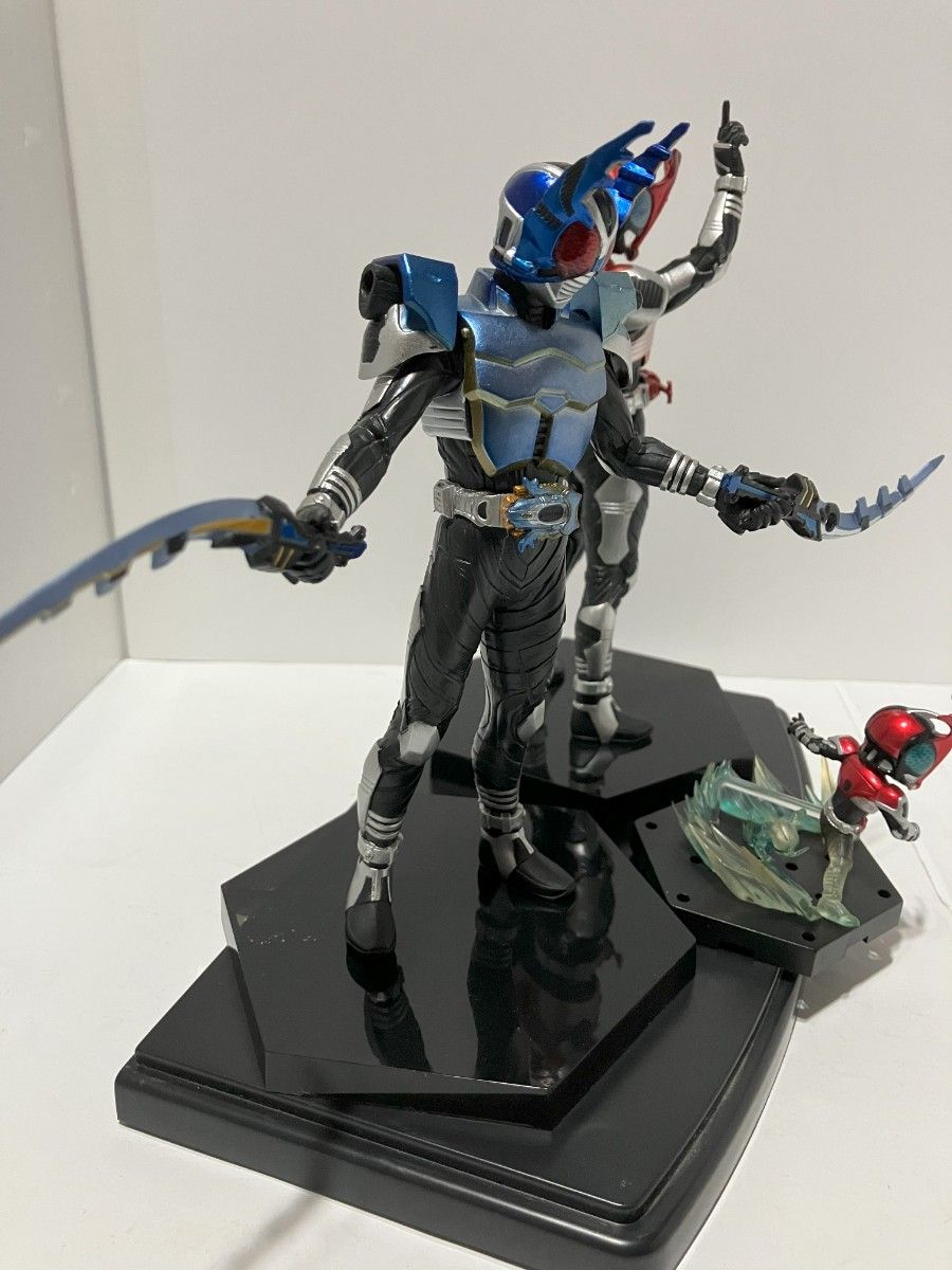 仮面ライダーシリーズ DXF Dual Solid Heroes -vol13 仮面ライダーカブト&ガタック