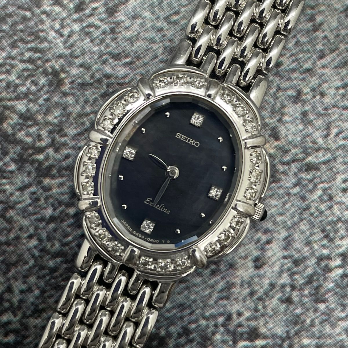 稼動品 SEIKO エクセリーヌ オーバル シェル文字盤 6Pダイヤ 腕時計 - 時計