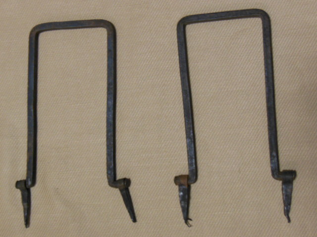 古い和箪笥の両サイド用の取っ手　４点　鉄製　8ｃｍ×15ｃｍ×0.7ｃｍ　時代箪笥　金具_画像6