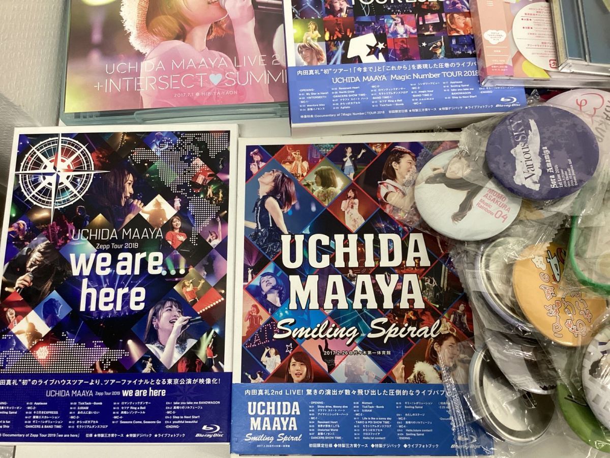 同梱不可/現状】 女性声優 グッズ まとめ売り 内田真礼 内田彩 他 缶