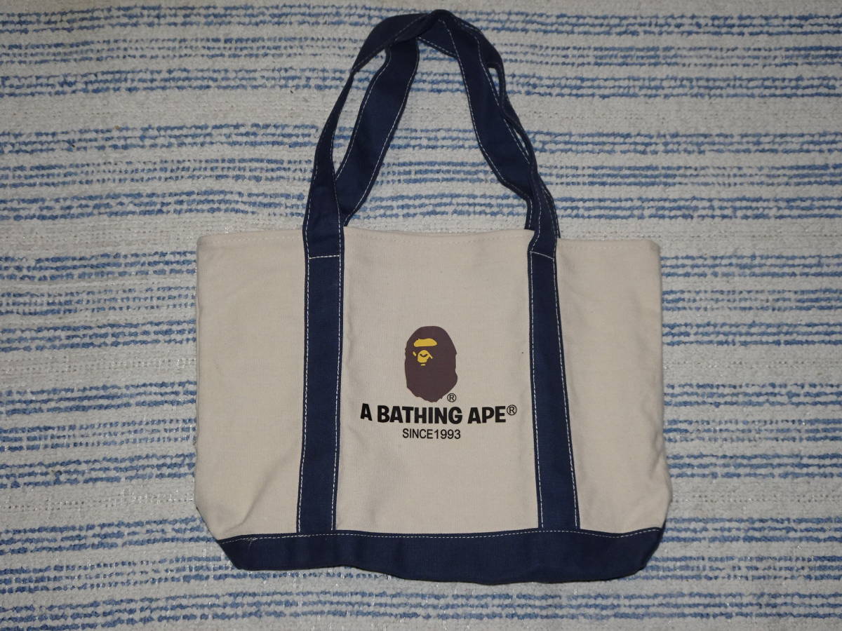 A BATHING APE カレッジ ロゴ トートバッグ　自宅保管品_画像1