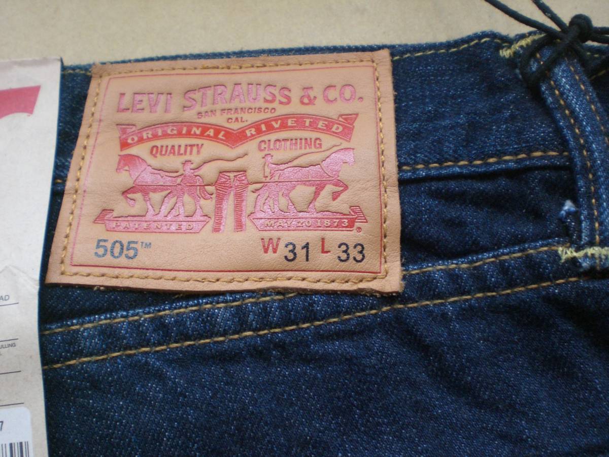 新品★Levi's/リーバイス 505 REGストレートデニム W31/L33 005050587 定価12600円 アメカジ ジーンズ ジーパン_画像4