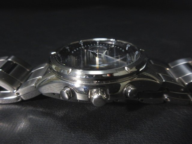 XA331◇セイコー ワイアード メンズ腕時計 V176-0AE0 ソーラー クロノグラフ 3針 日付 シルバー 紺文字盤 防水 ケース付 / WIRED / 未使用_画像6
