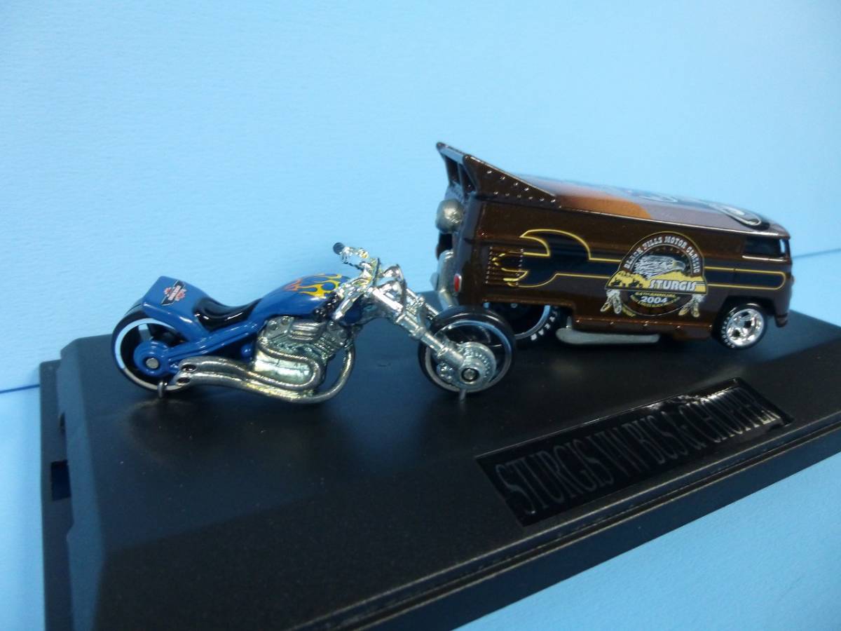 限定品★LIBERTY STURGISA VW-BUS&CHOPPER ブラウン＆ブルー2台セット★Hot Wheels 1/64_画像3