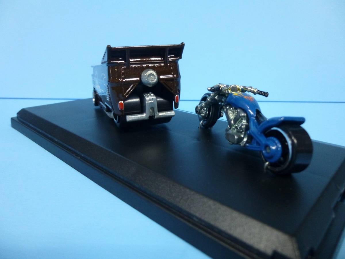 限定品★LIBERTY STURGISA VW-BUS&CHOPPER ブラウン＆ブルー2台セット★Hot Wheels 1/64_画像4